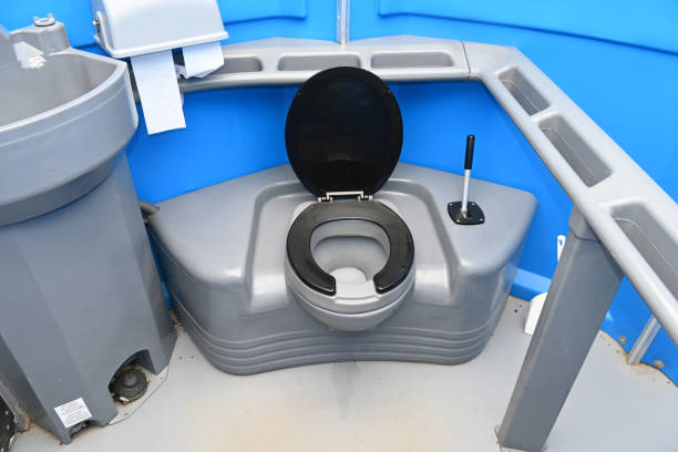 Best Luxury portable toilet rental  in Ackley, IA